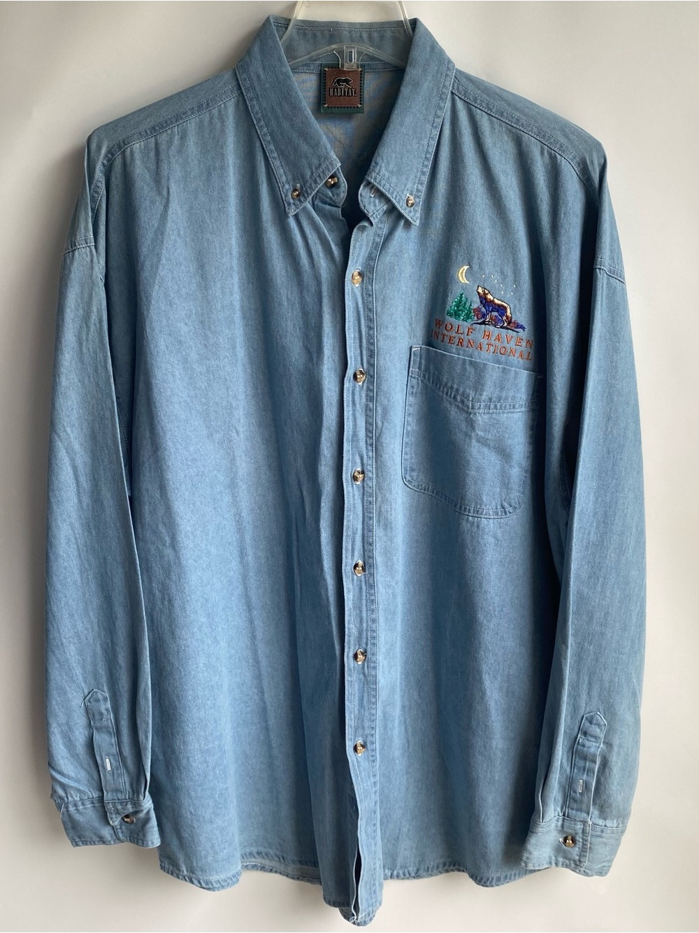 Mens vintage 90s Habitat Wolf Haven embroidered logo denim button down shirt XL